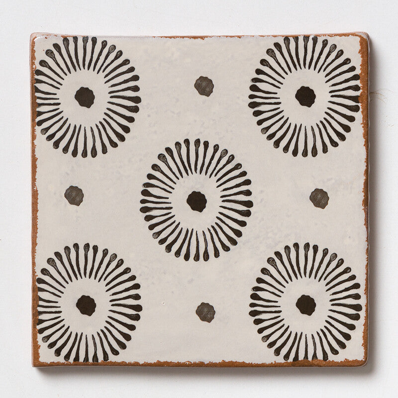 SEINE: Cercle Glazed Terracotta Field Deco Tile (6"x6"x3/8" | matte)