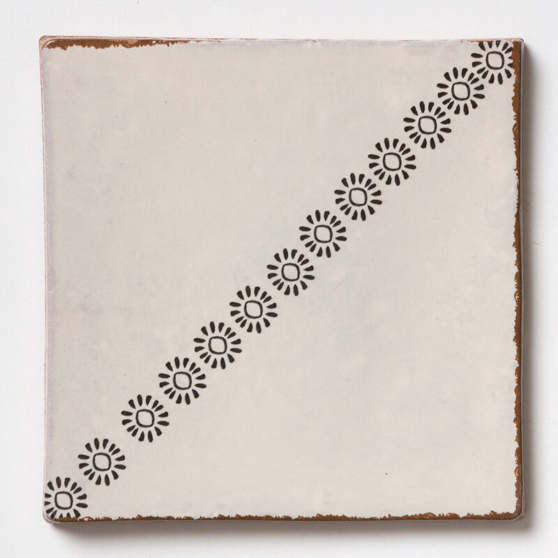 SEINE: Fleur Glazed Terracotta Field Deco Tile (6"x6"x3/8" | matte)