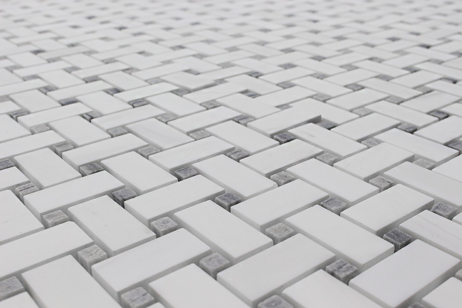 BIANCO VENATO: Bardiglio Dolomite Basketweave Mosaic (12"x12"x3/8" | polished)