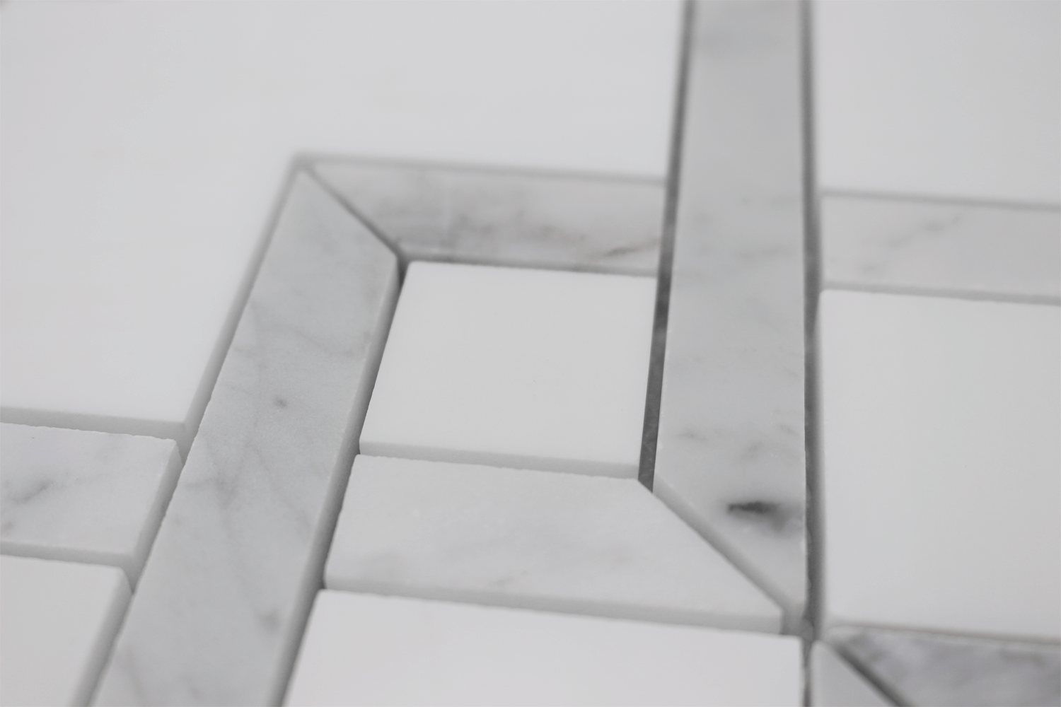 BIANCO VENATO: Carrara Marble & Dolomite Piazza Mosaic (12 3/4"x14"x3/8" | polished)