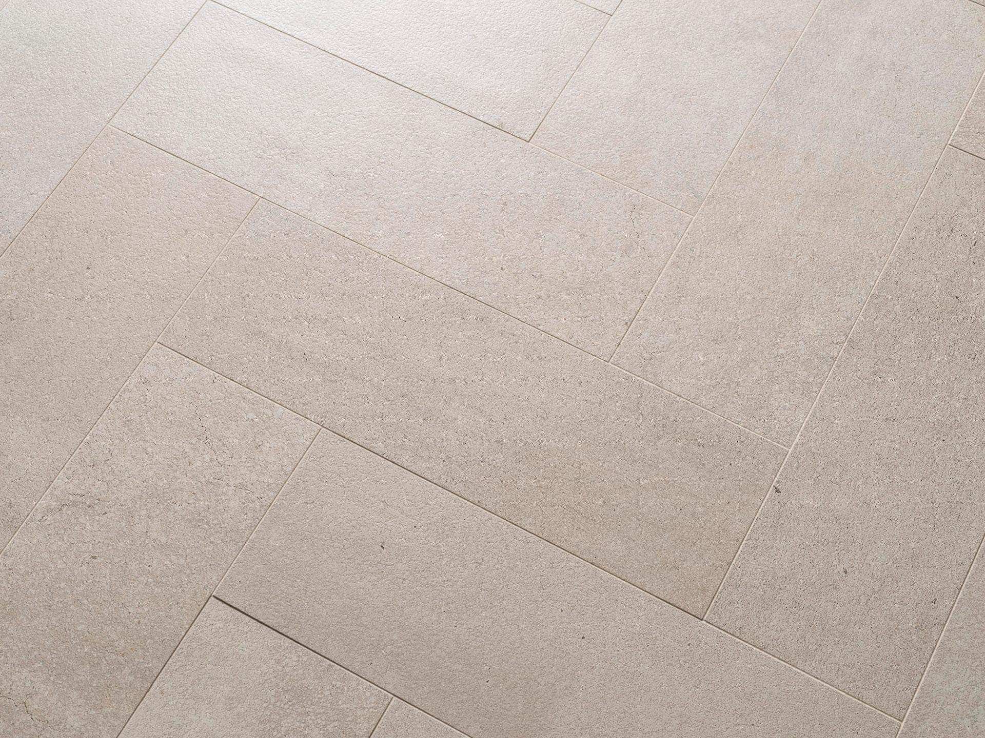 Parma Limestone Floor Tile (6x17x8.5-mm | matt)