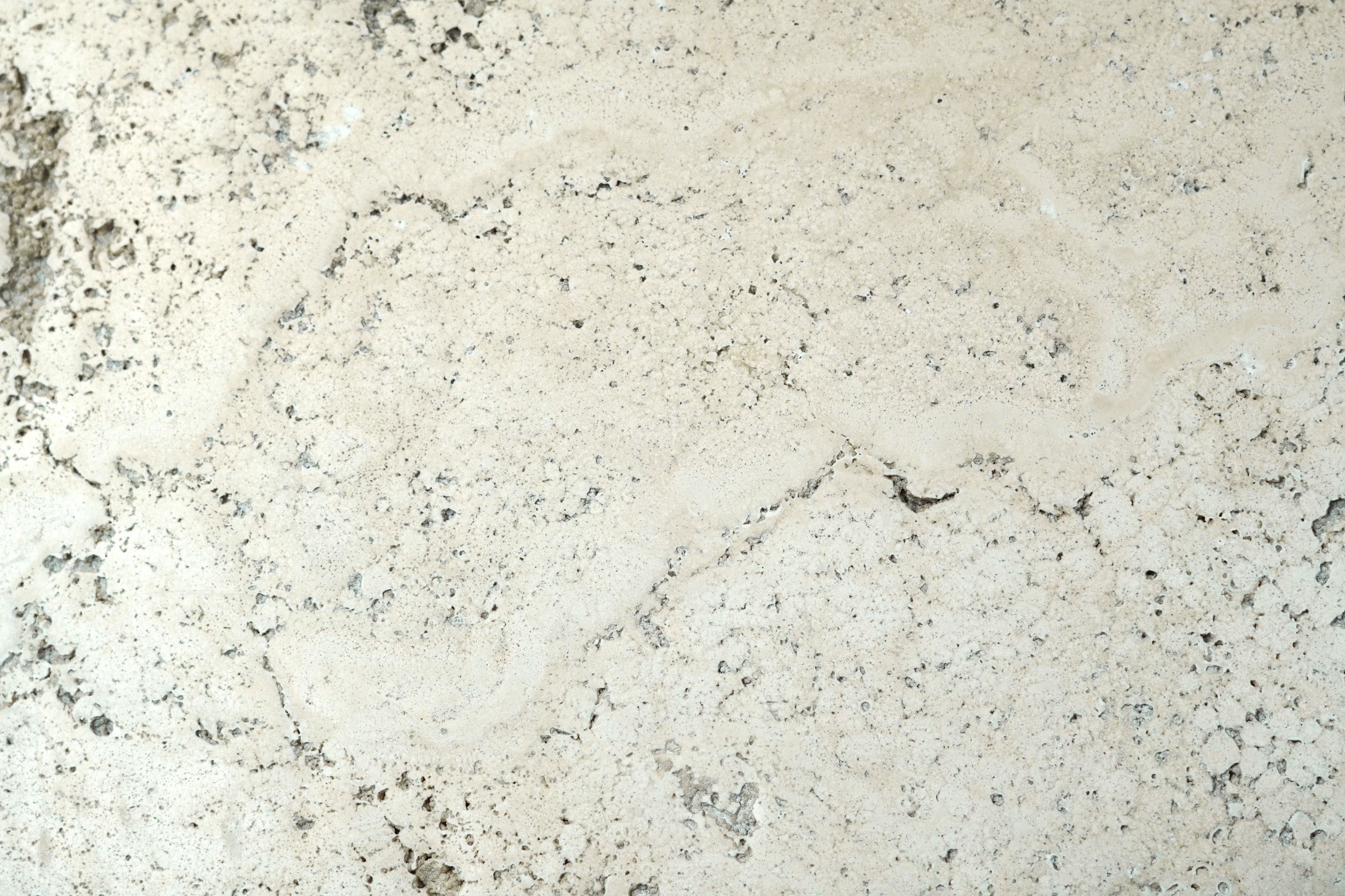 Light Travertine travertine trim, top-down product view, 1"×3/4"×3/4" size. Premium travertine for floors and walls.