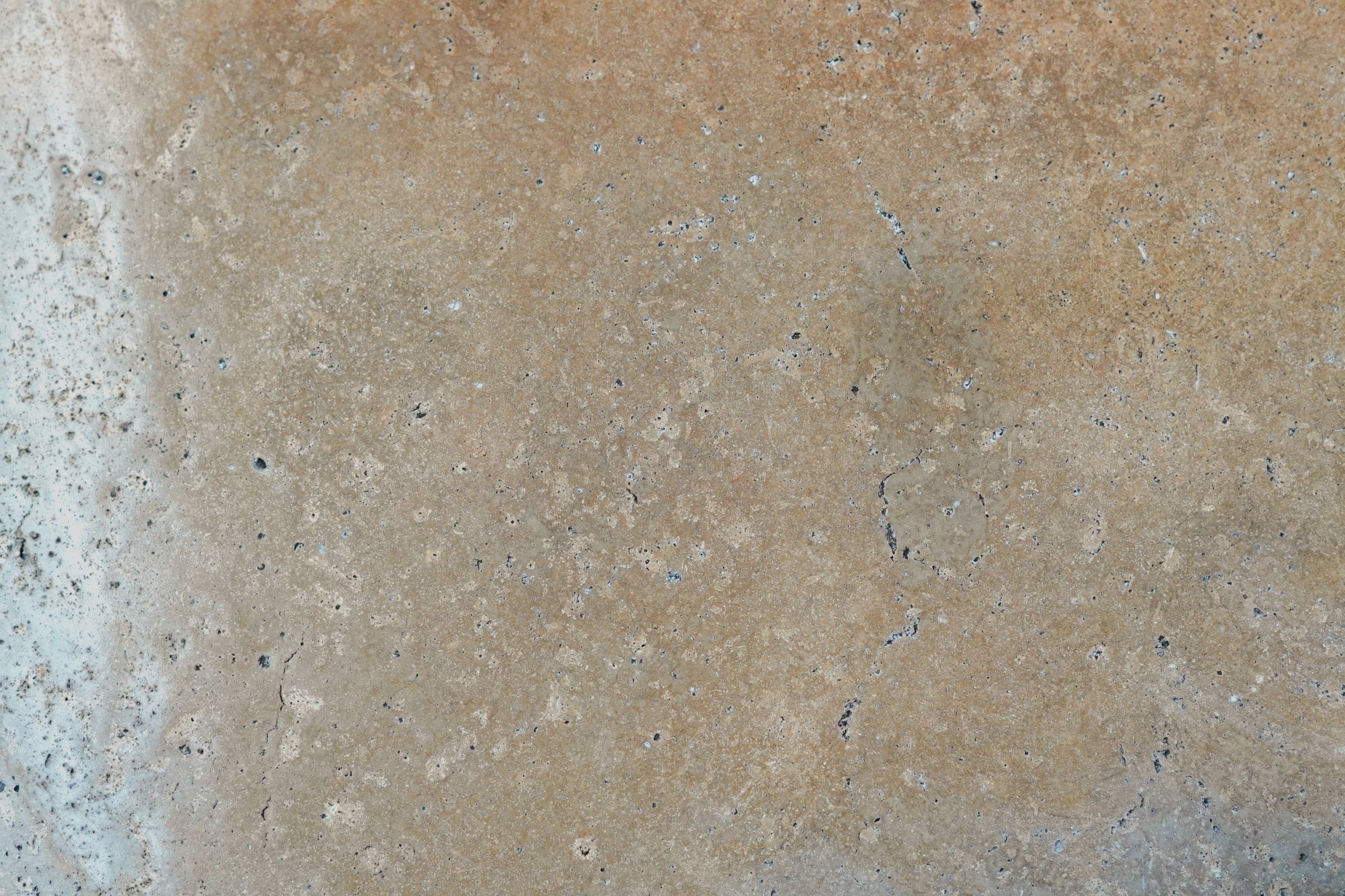 Noce Travertine travertine trim, top-down product view, 1"×3/4"×3/4" size. Premium travertine for floors and walls.