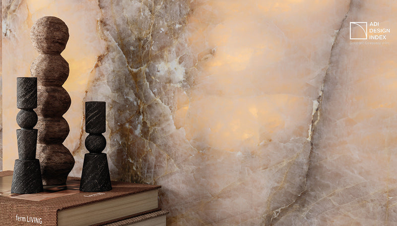 Porcelain Stoneware Emil Tele Di Marmo Lumia Marble Image Detail Golden Ambra lifestyle image