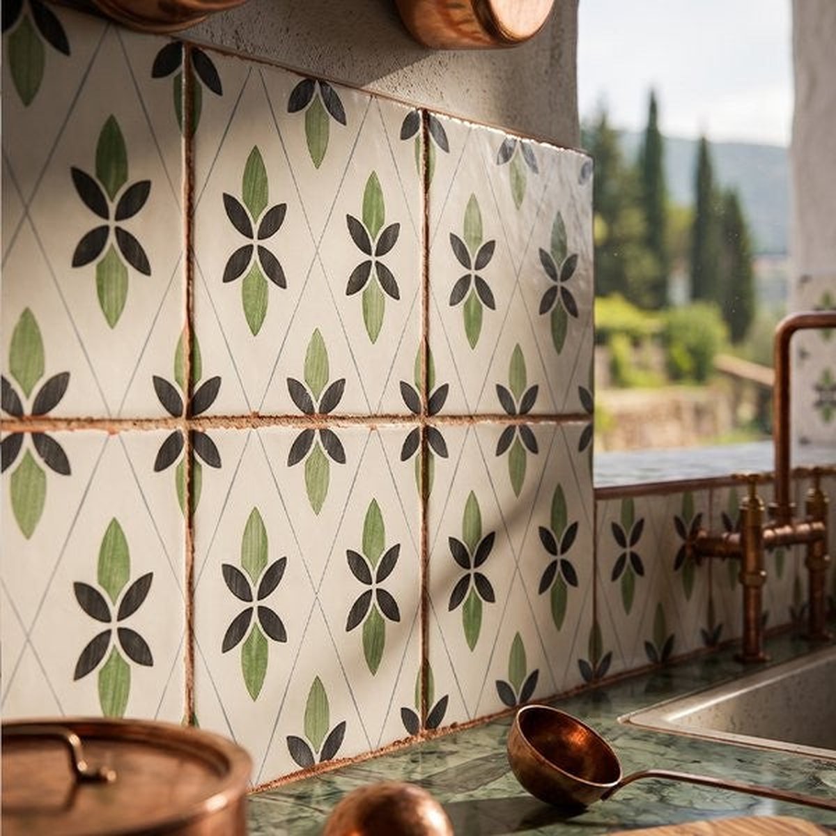 Laurel Terracotta