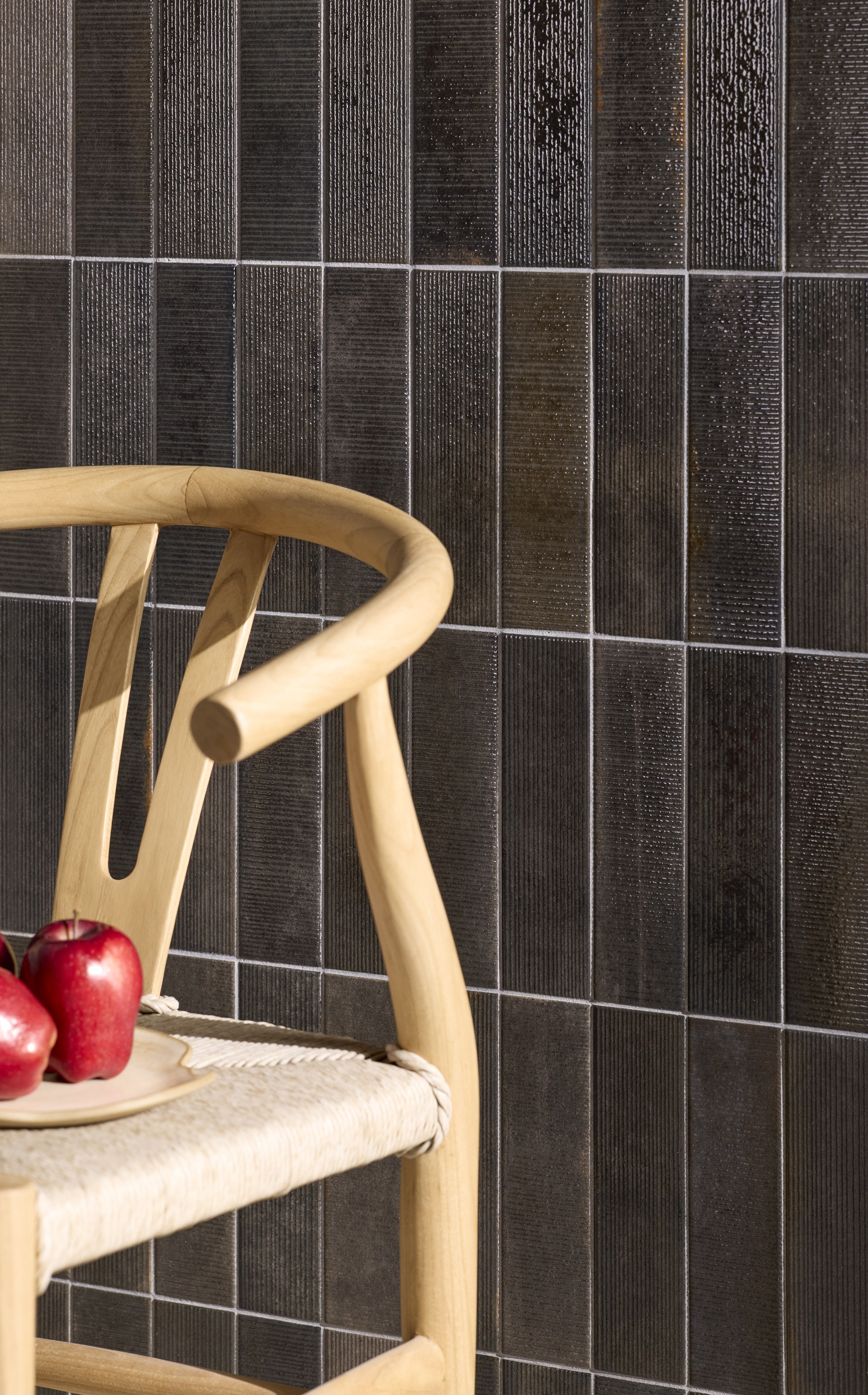SCULPTED HARMONY: Charcoal Rhythm Textured Field Tile (2 1/2"x9"x9.5-mm | glossy | pressed)
