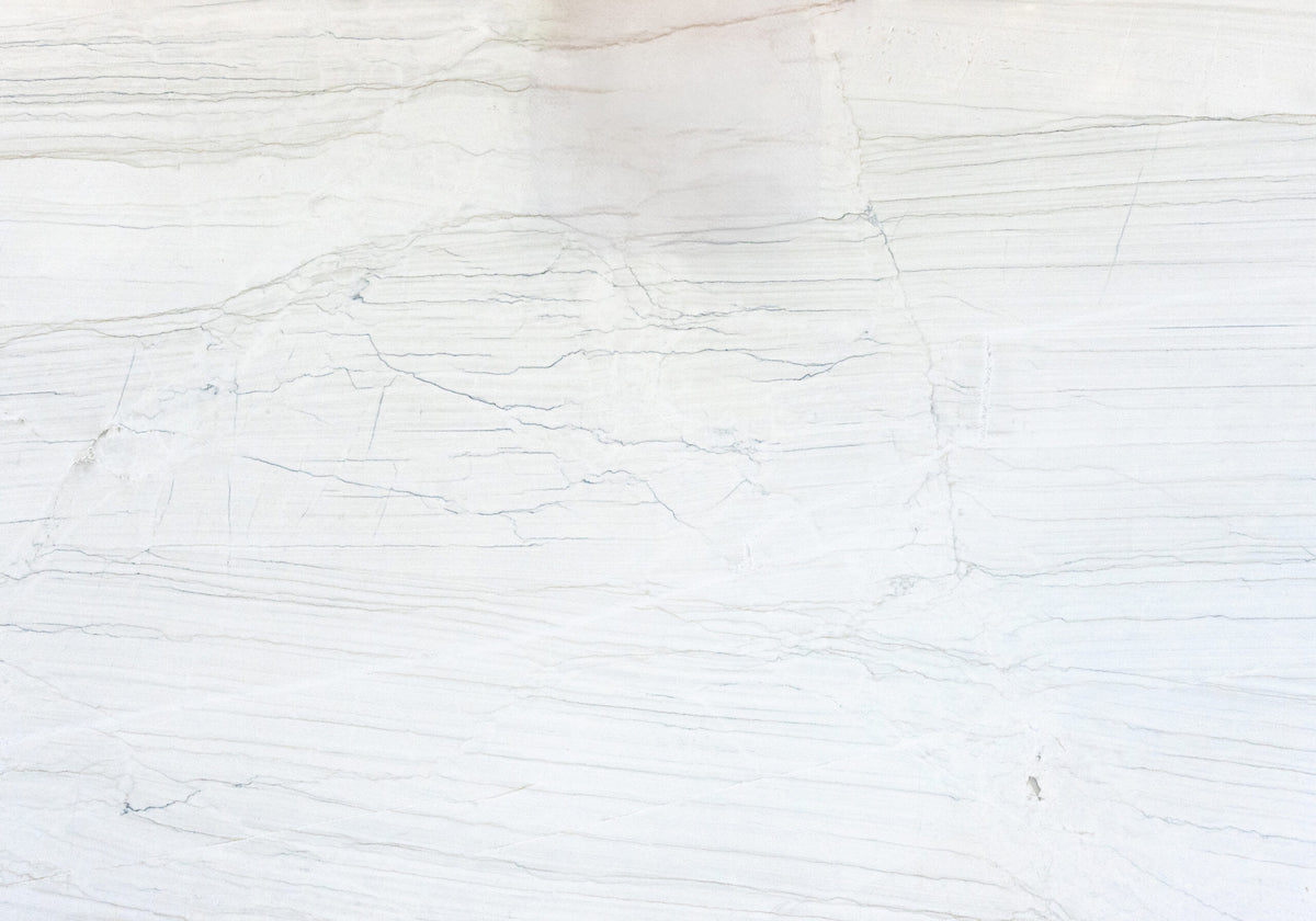 Quartzite Slabs Calacatta Lux quartzite slabs, top-down product view. Premium quartzite for floors and walls.