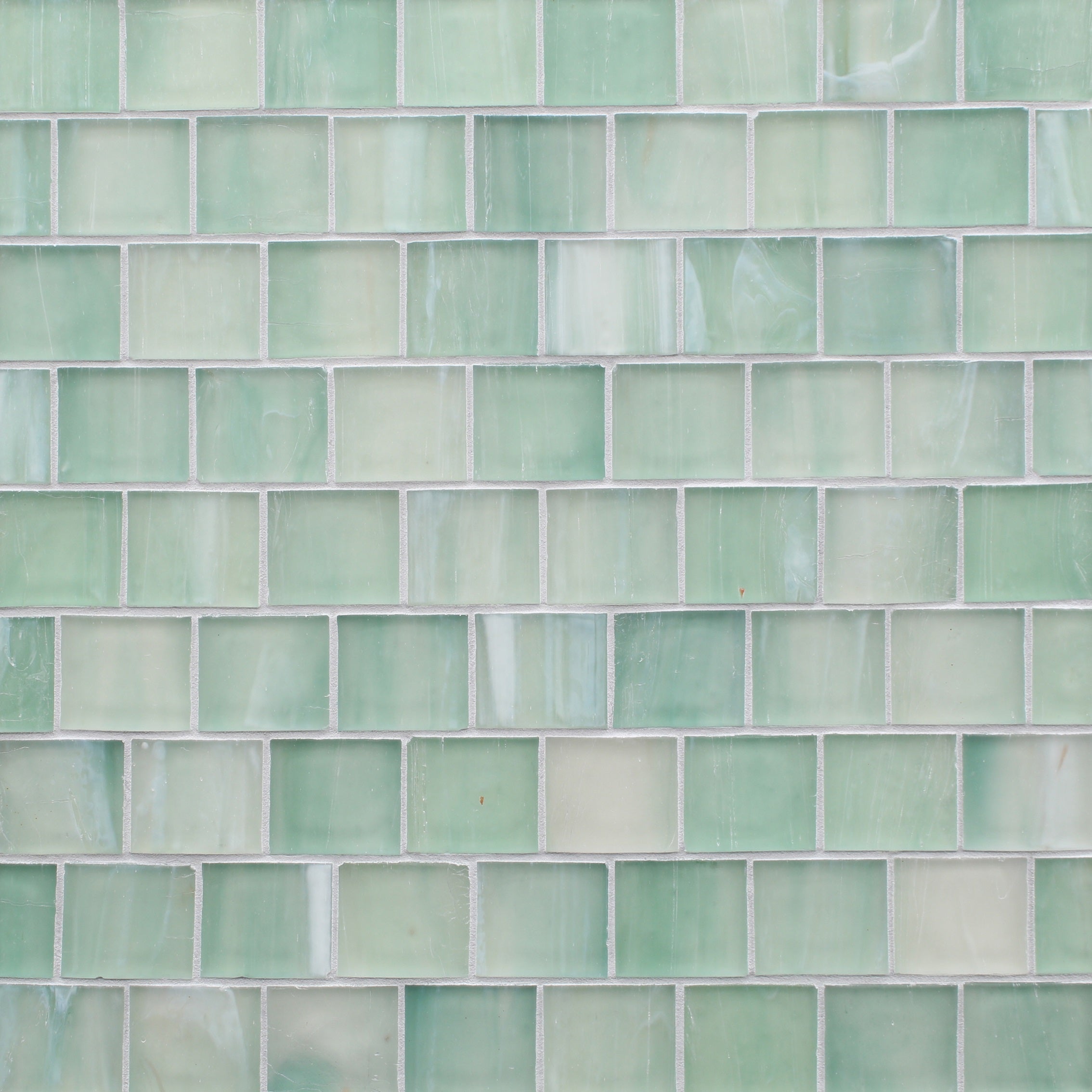 Shoreline Aruba Glass Staggered Joint Mosaic | 1 3/4X2X1/4 | Silk
