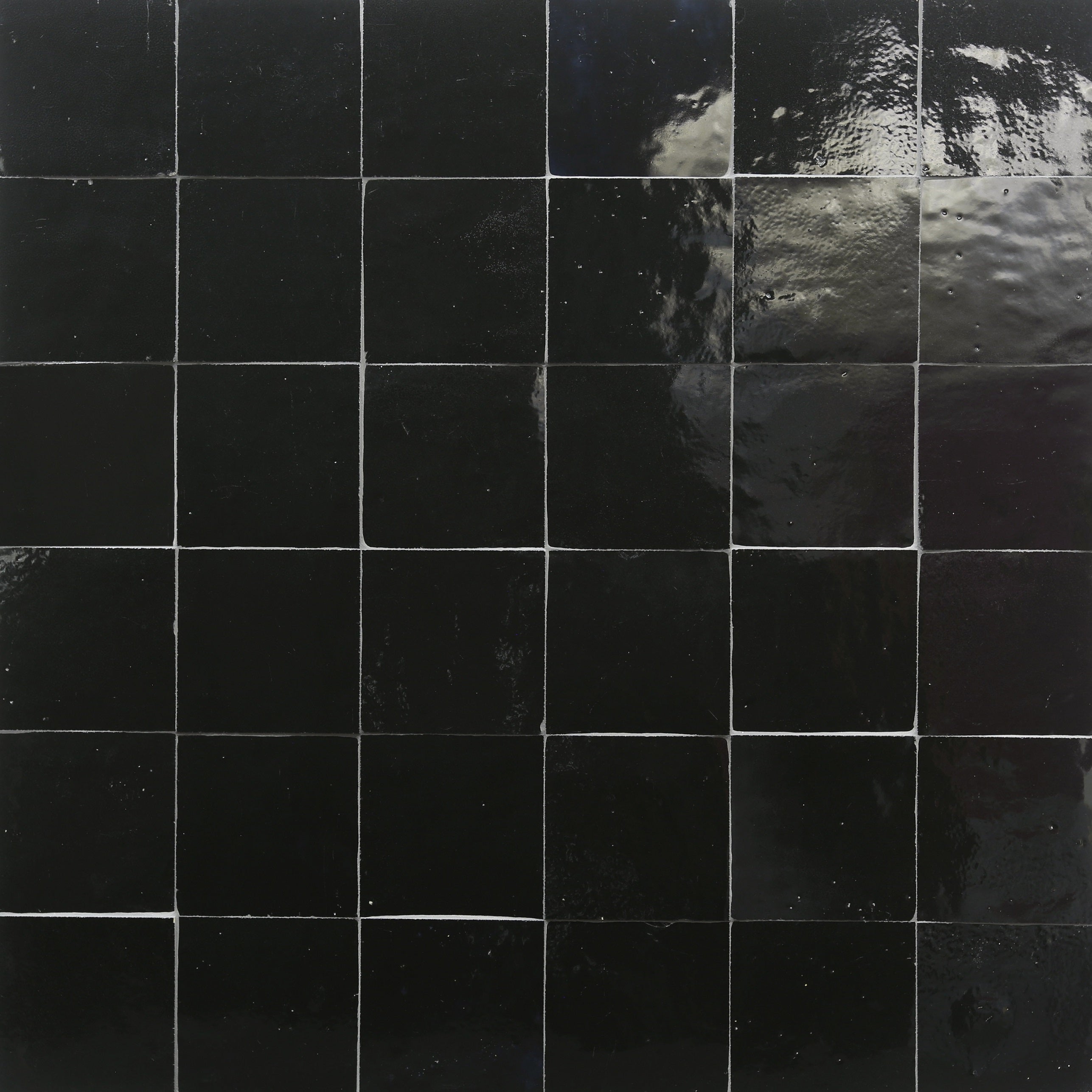 ZEL: Classic Noir Glazed Zellige Field Tile (4"x4"x1/2" | gloss)