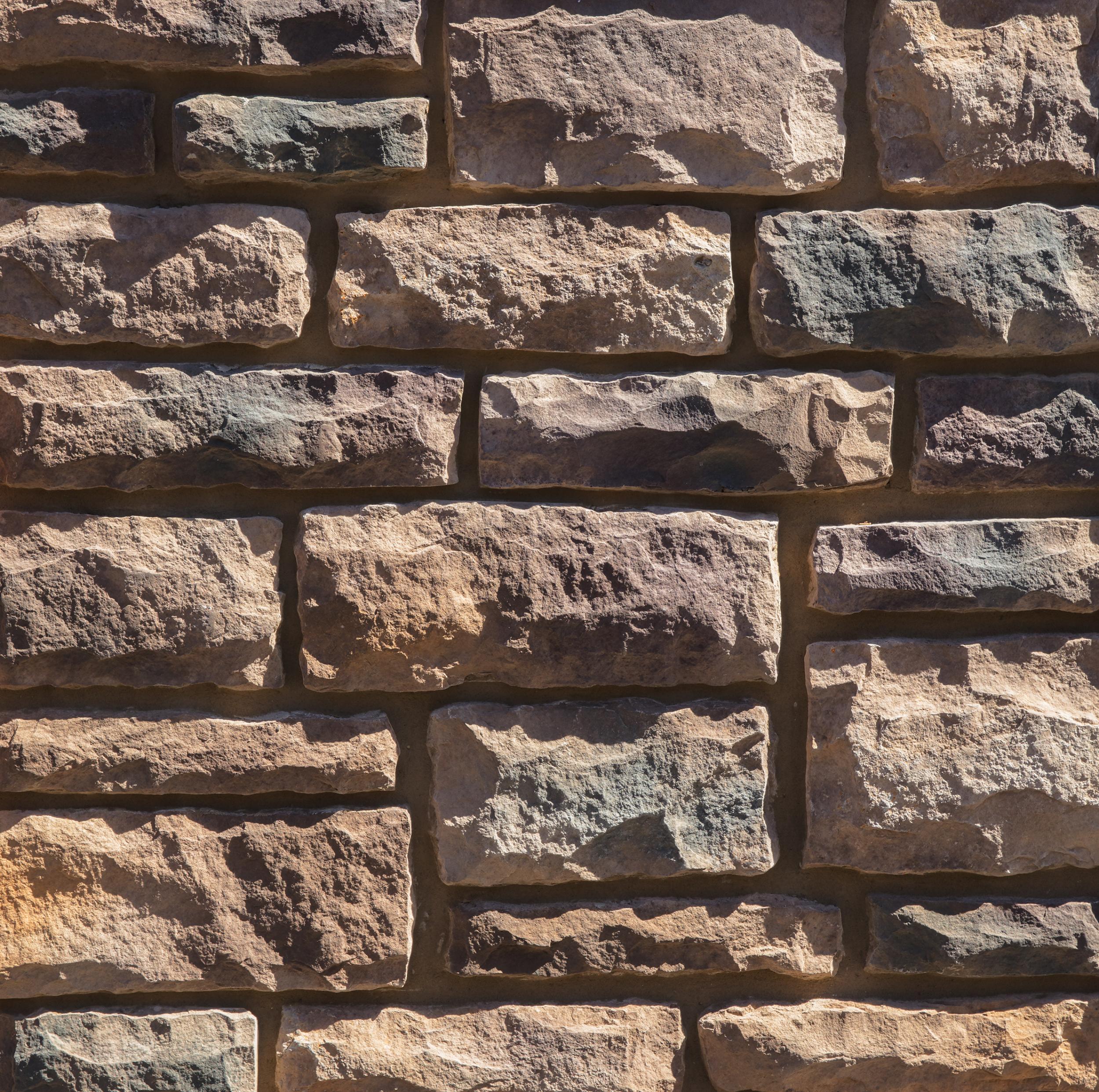 Limestone Pennsylvania wall panels by Dutch Quality, primary product image. Premium stone veneer for exterior and interior walls.