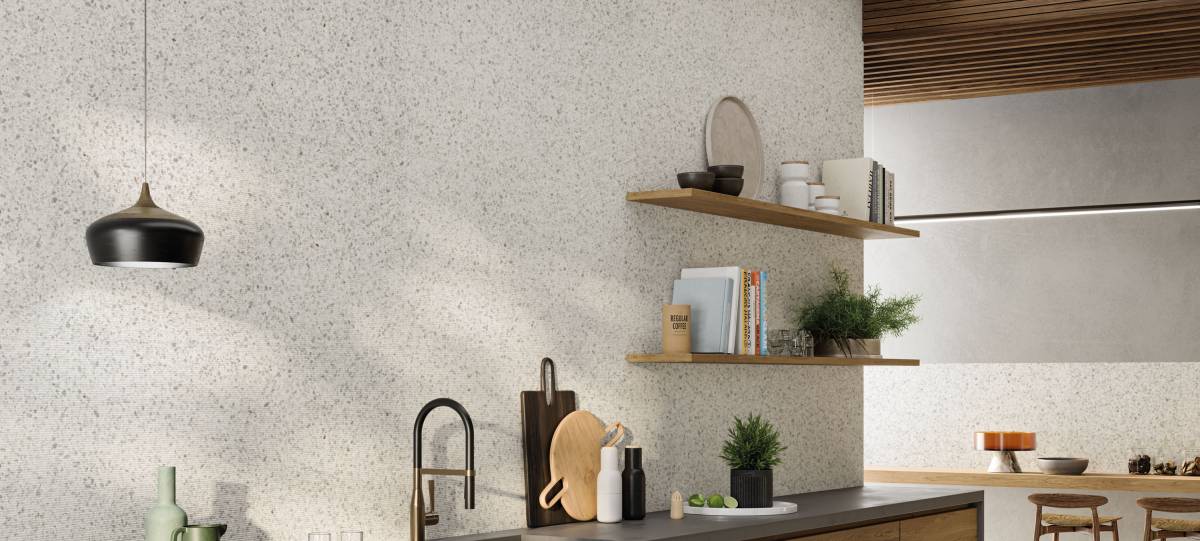 Veneer World Atelier Elite Diamond White porcelain wall veneer, lifestyle installation view 1, 24"×48"×11/32" size. Premium porcelain for floors and walls.