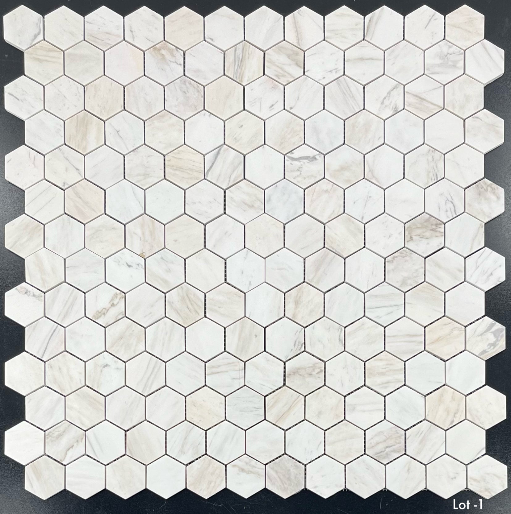 VENA D ORO: 2" Hexagonal Marble Field Mosaic (11 3/4"x11 15/16"x3/8" | honed)