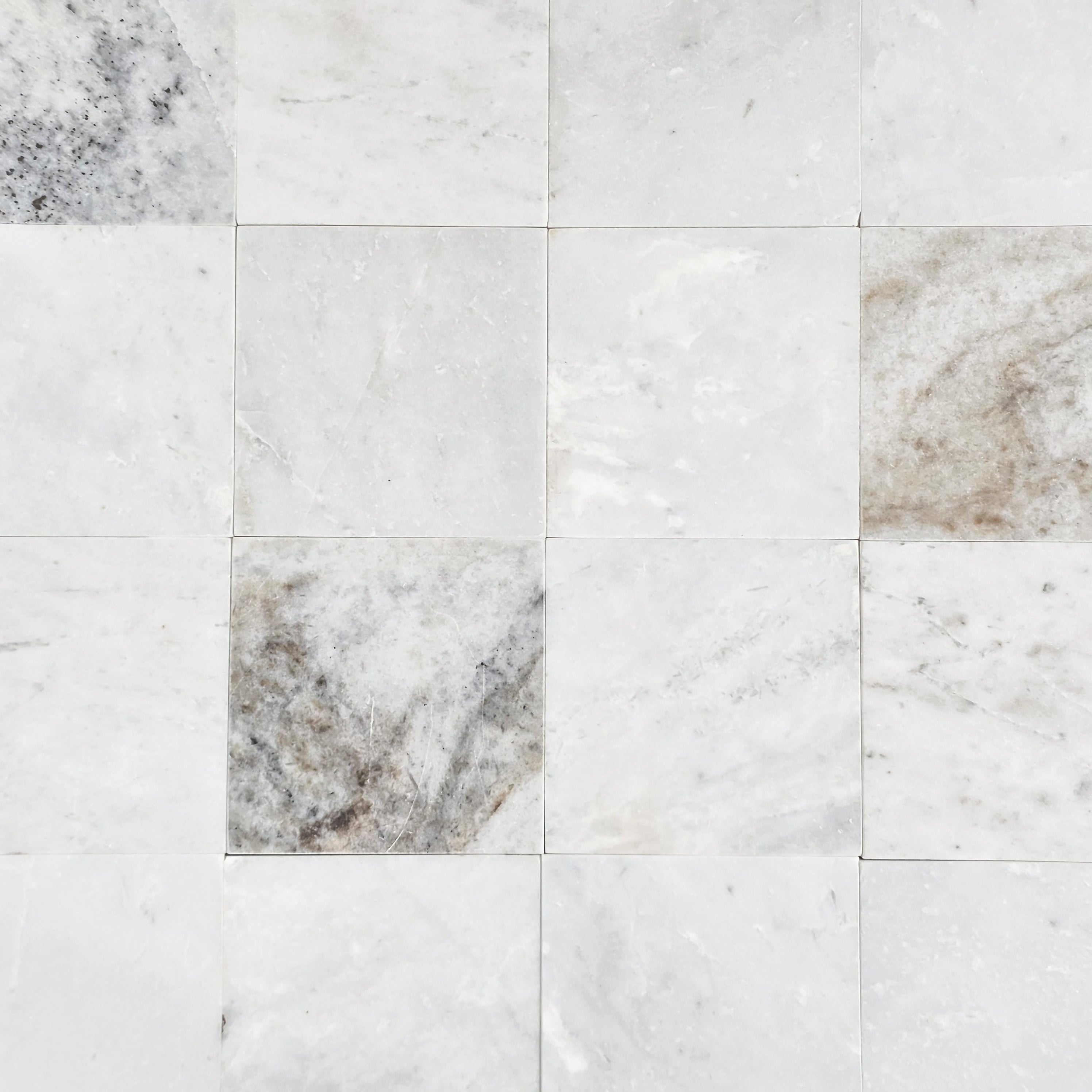 Elon Tile Bianco Oro Field Tile tile pattern swatch — available at Surface Group