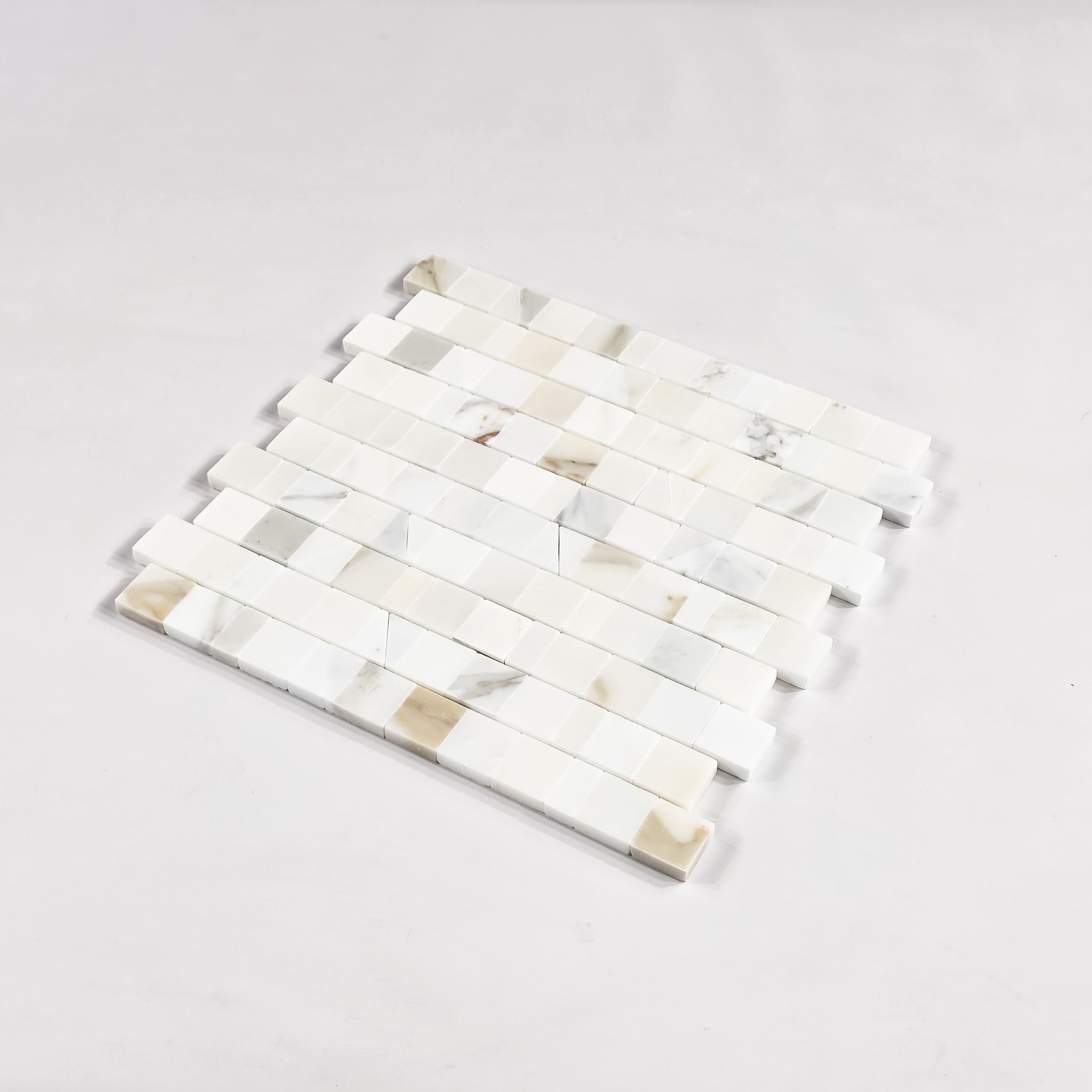 Elon Tile Random Broken Joint tile close-up view — available at Surface Group
