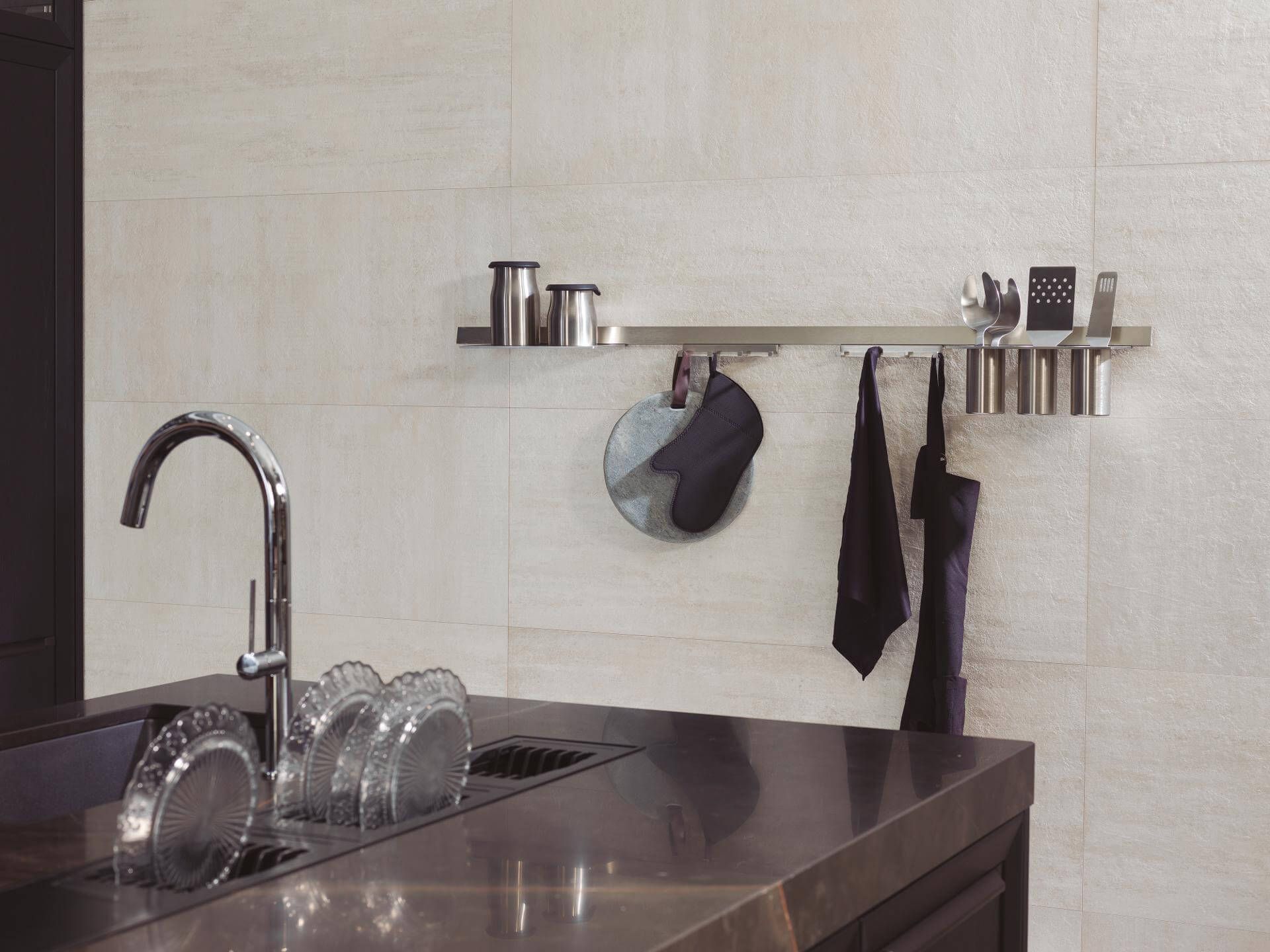 Nantes Caliza Floor Tile (47x47x8.5-mm | matt)