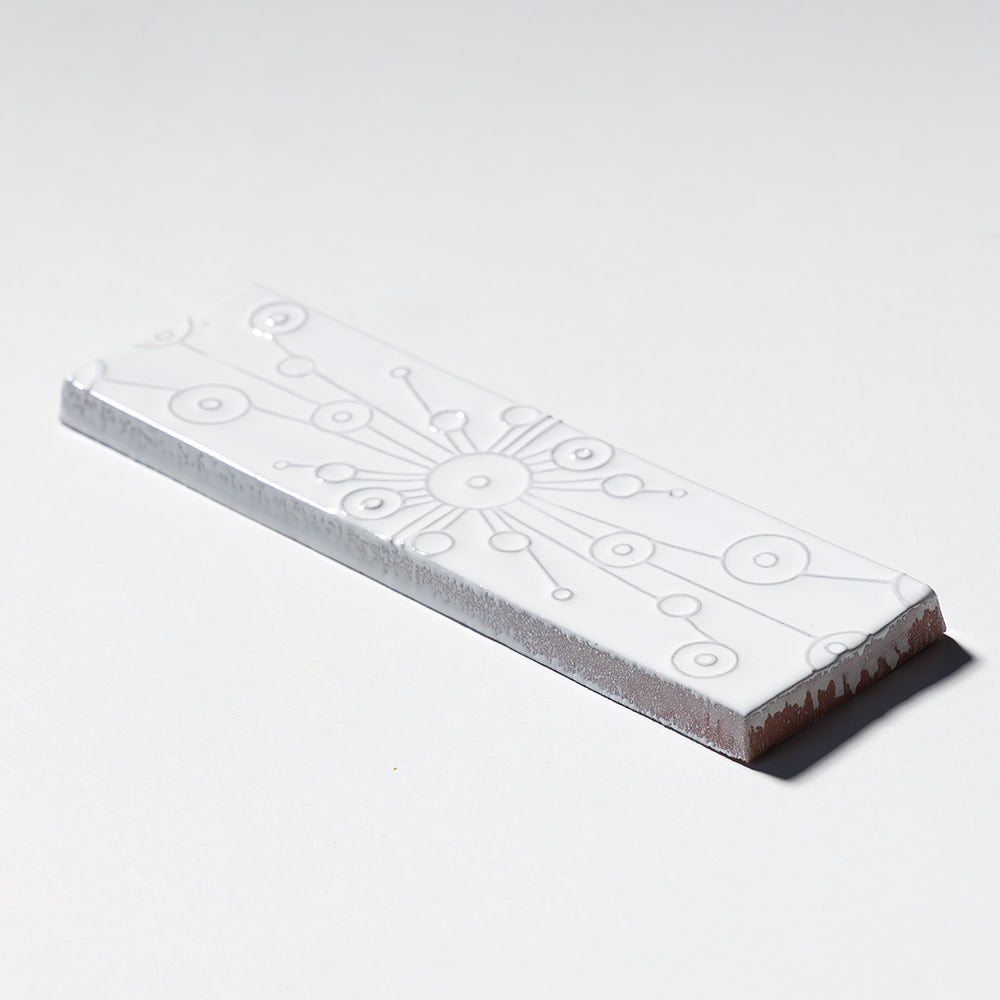 Royal White Glossy Stellar Thin Brick Accent Tiles 2 1/4×7 7/8 (TL80811)
