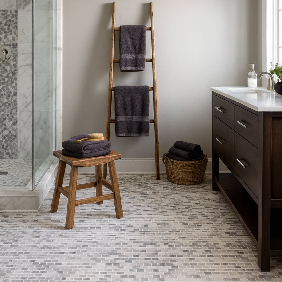 Verona Polished 5/8×1 1/4 Marble Mosaics 12×12