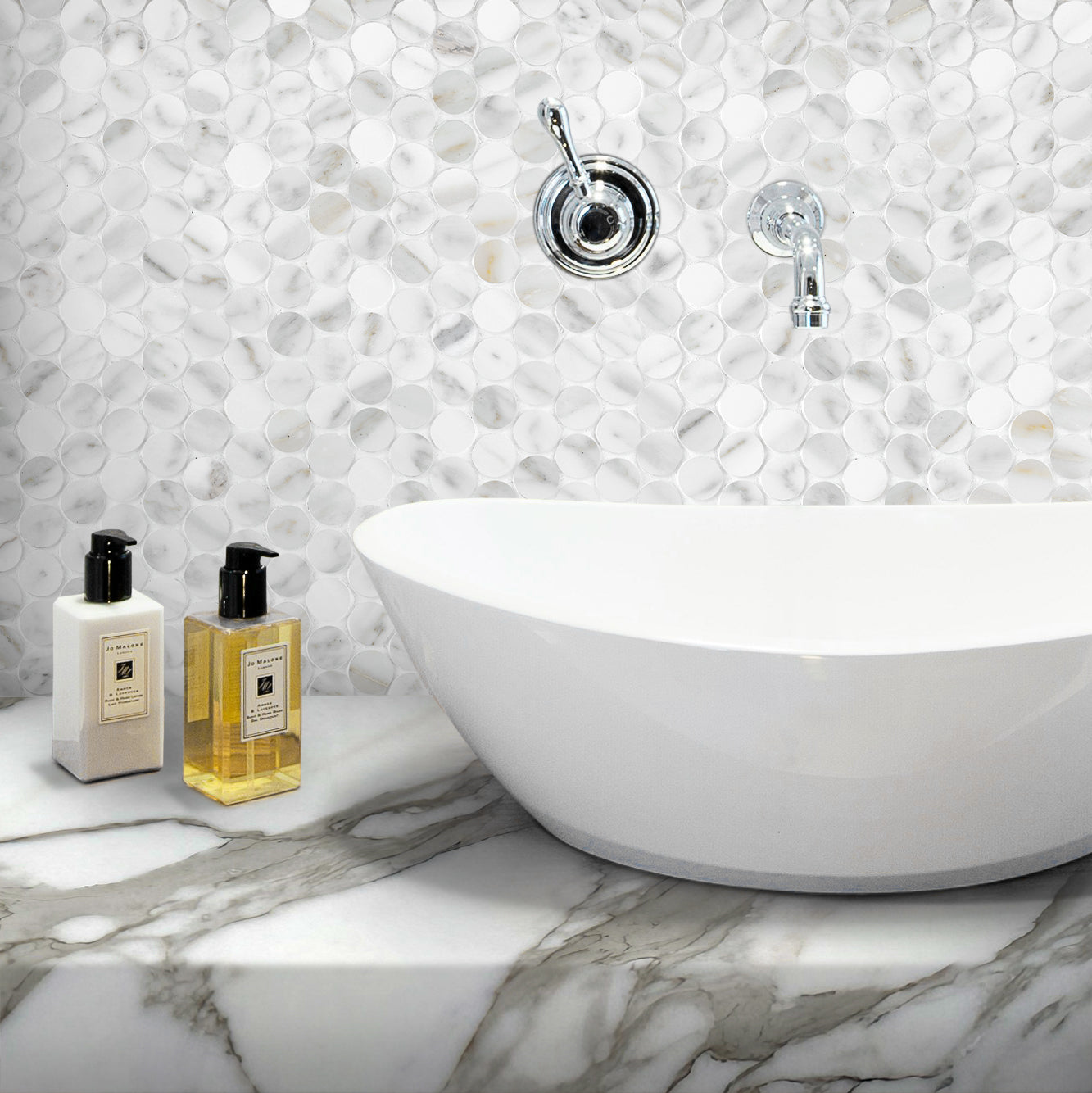 CALACATTA GOLD: Penny Round Mosaic (11 1/4"×12 3/8"×3/8" | polished)