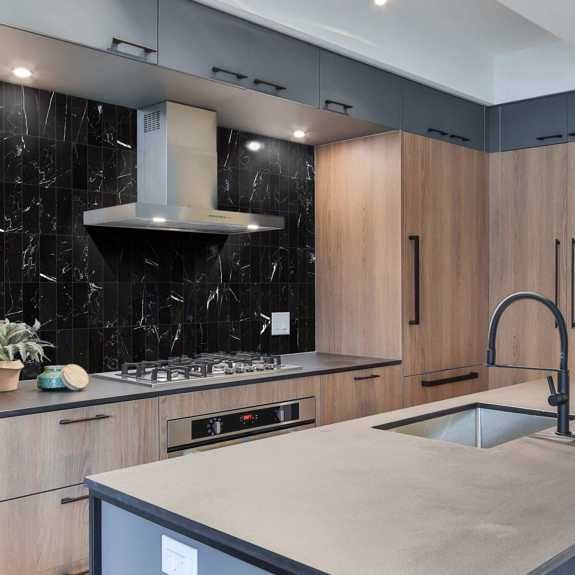 NEGRO MARQUINA: Field Tile (12"×12"×3/8" | tumbled)