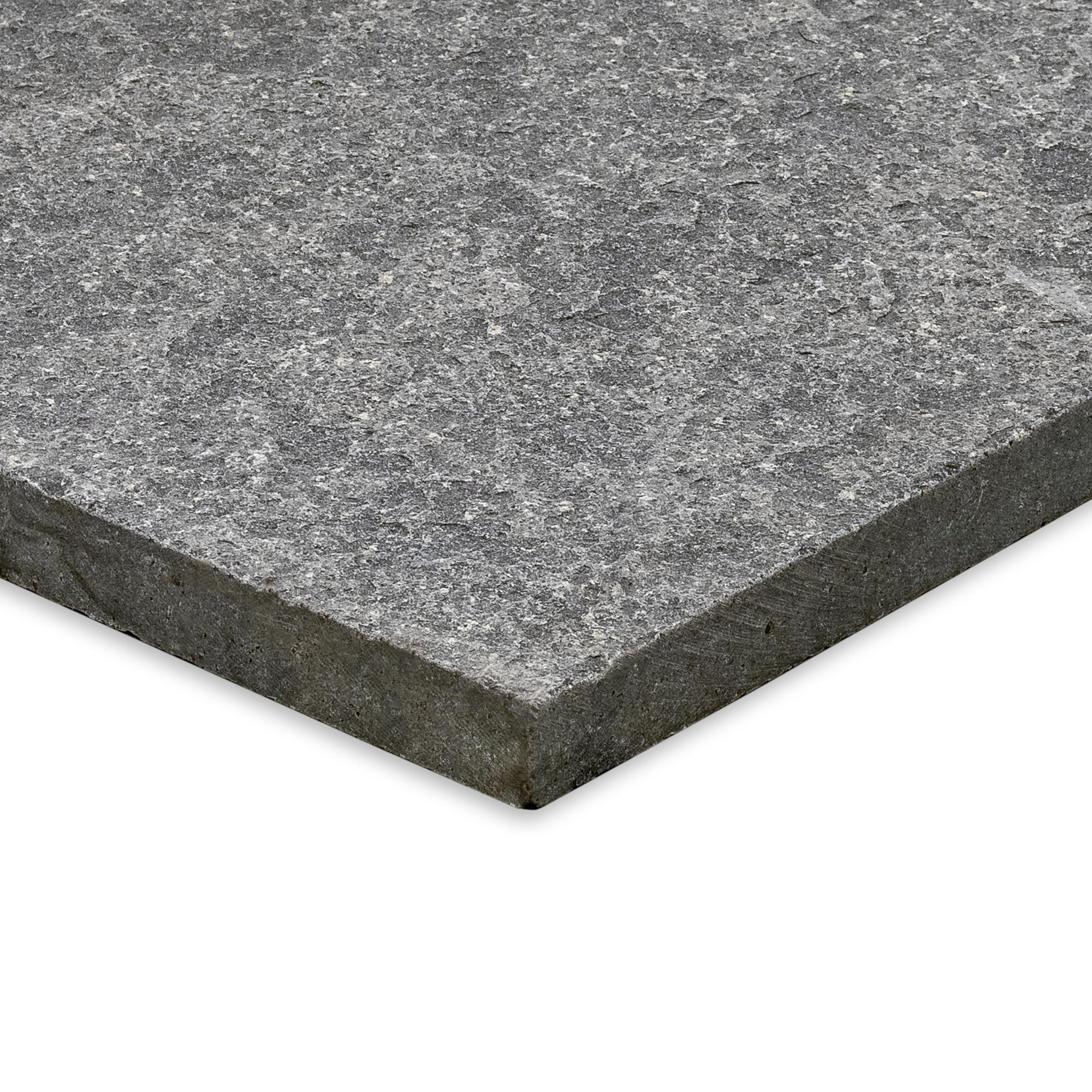 OLYMPUS BLACK: Versailles Pattern Pavers (16"×16"×1 3/16" | flamed & tumbled)