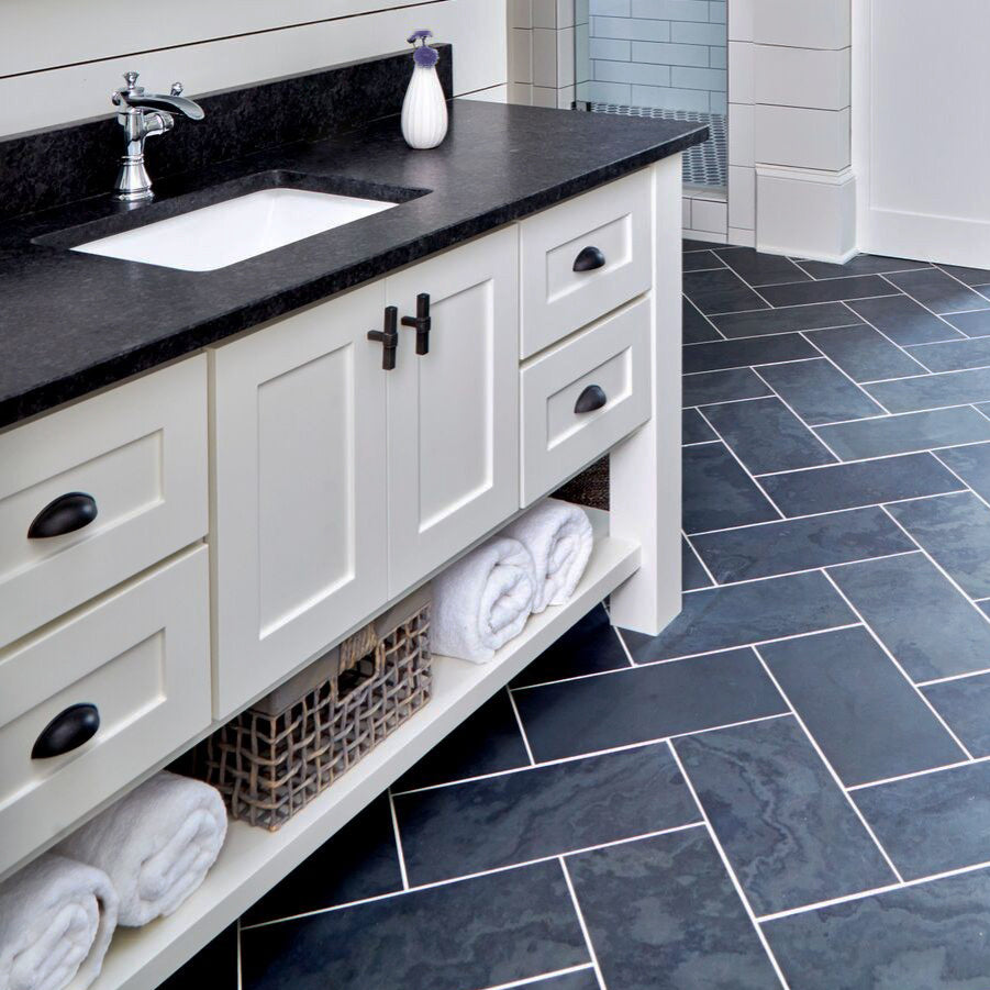 BLACK SLATE: Versailles Pattern Field Tile (16"×16"×1/2" | natural cleft)