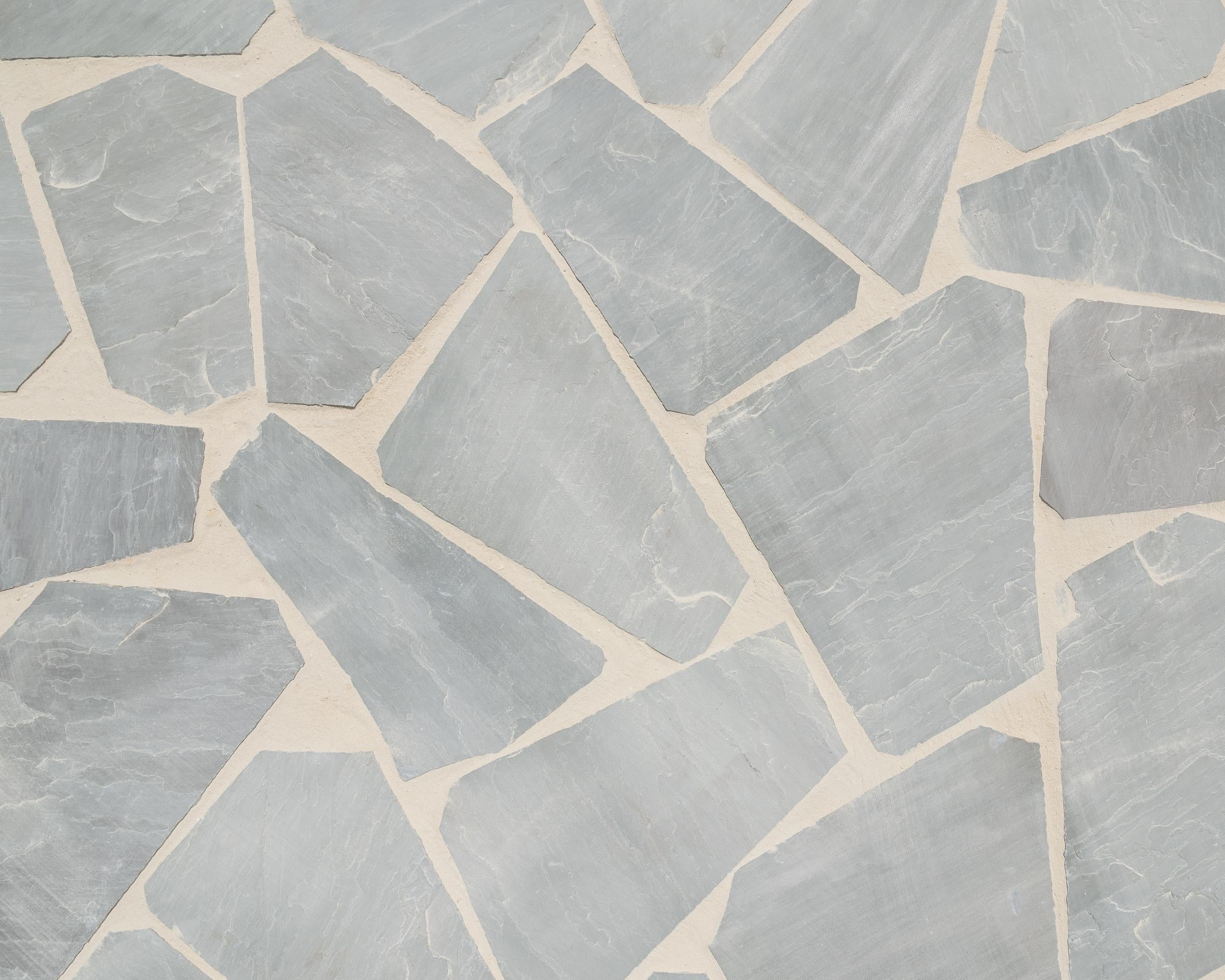 Artisan Flagstone Appalachian Grey pavers by Old World Flagstone, primary product image. Premium stone veneer for exterior and interior walls.