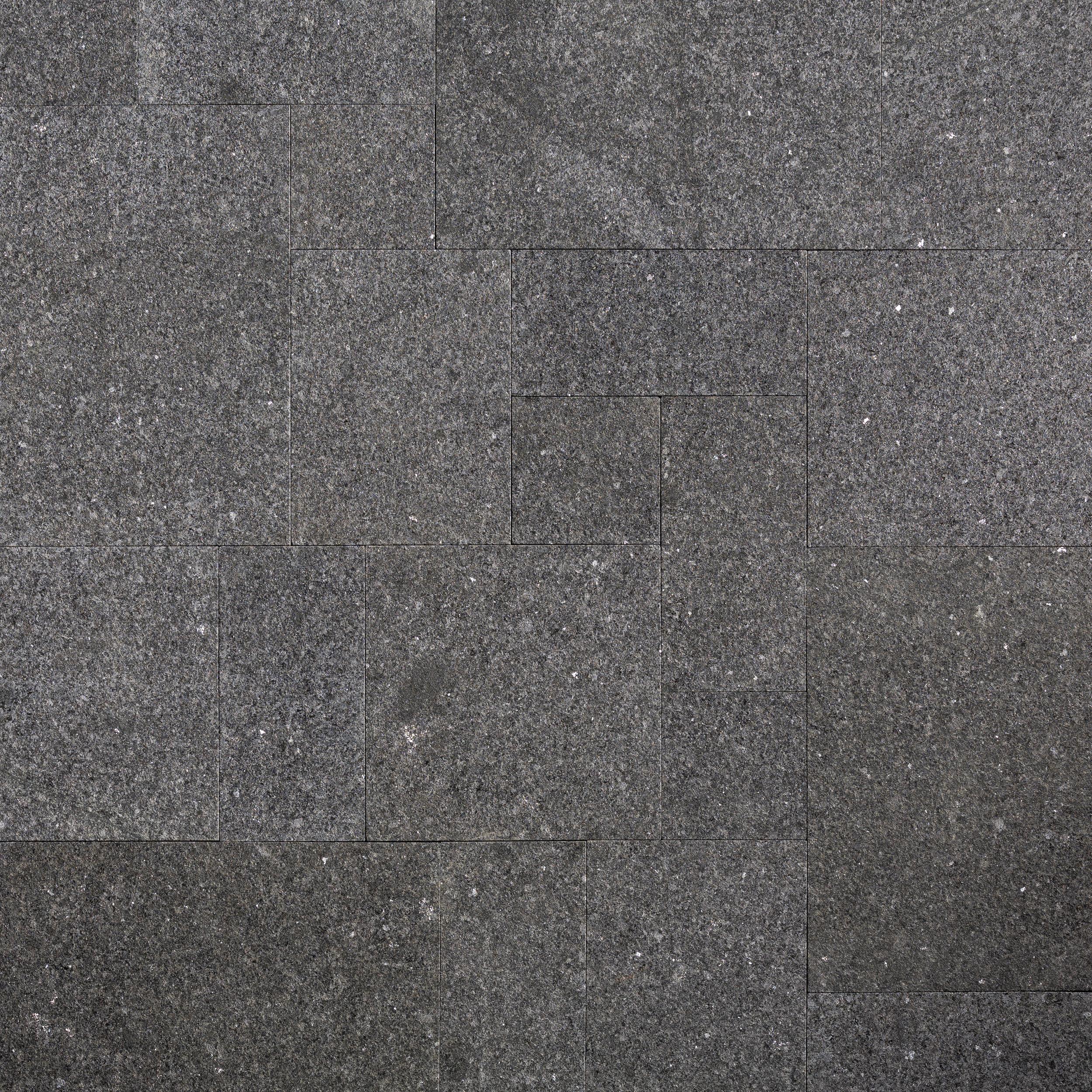 Signature Flagstone Midnight pavers by Old World Flagstone, primary product image, 24.0" x 24.0" size. Premium stone veneer for exterior and interior walls.