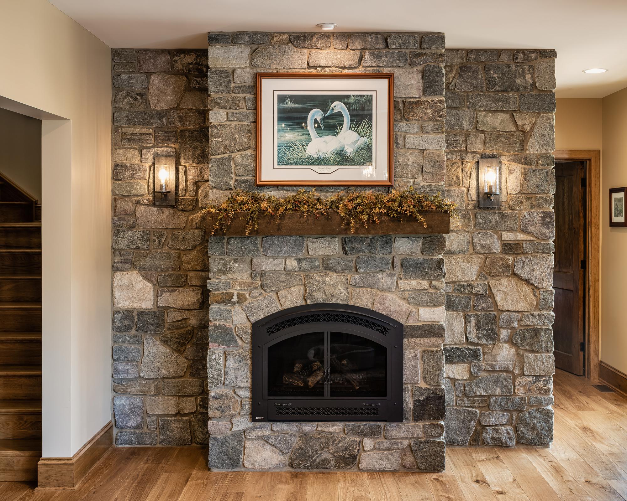 Homestead Rubble Rockland wall panels by Old World Veneer, primary product image. Premium stone veneer for exterior and interior walls.