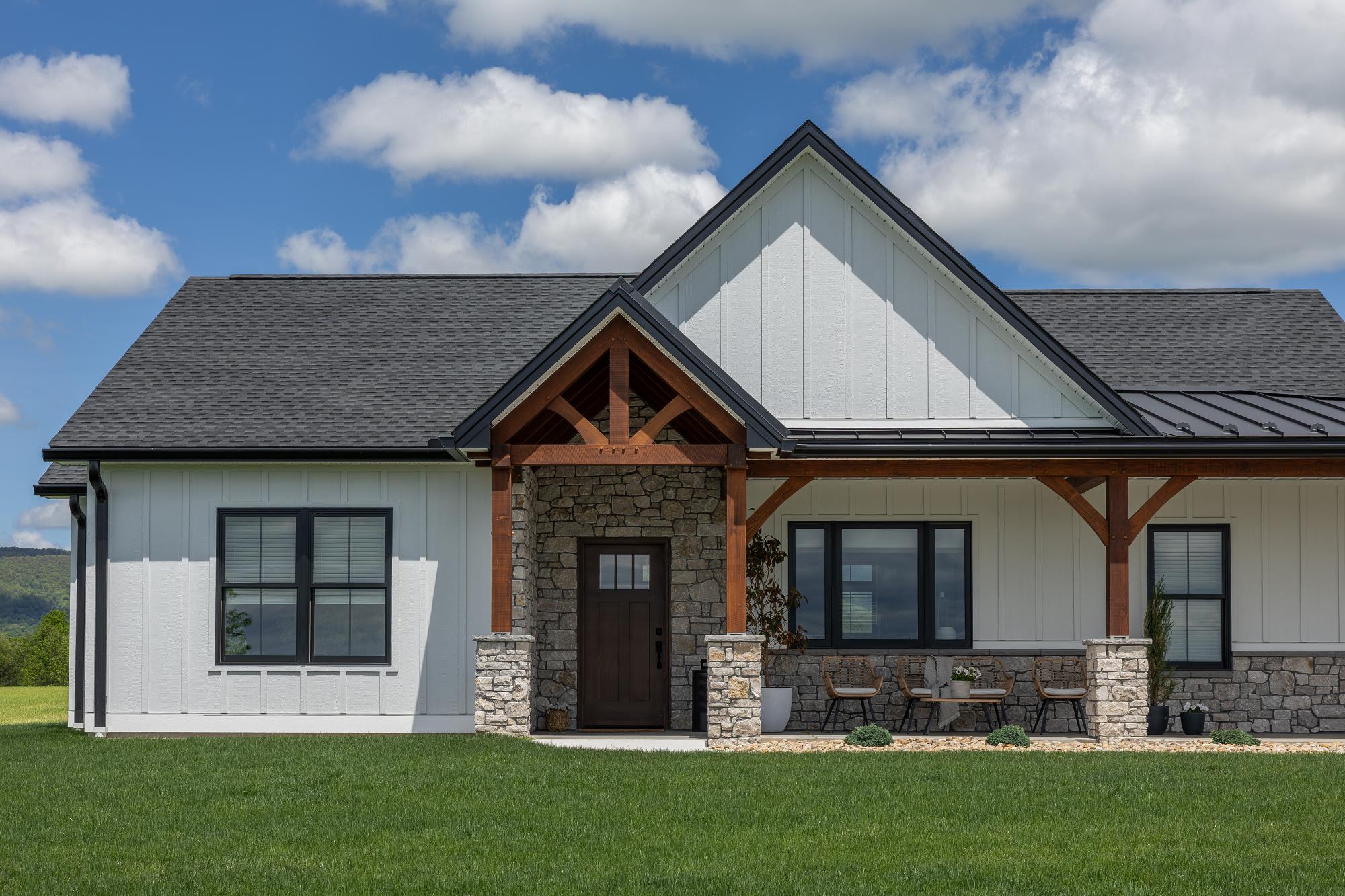 Rustic Ashlar Amarillo wall panels by Old World Veneer, primary product image. Premium stone veneer for exterior and interior walls.