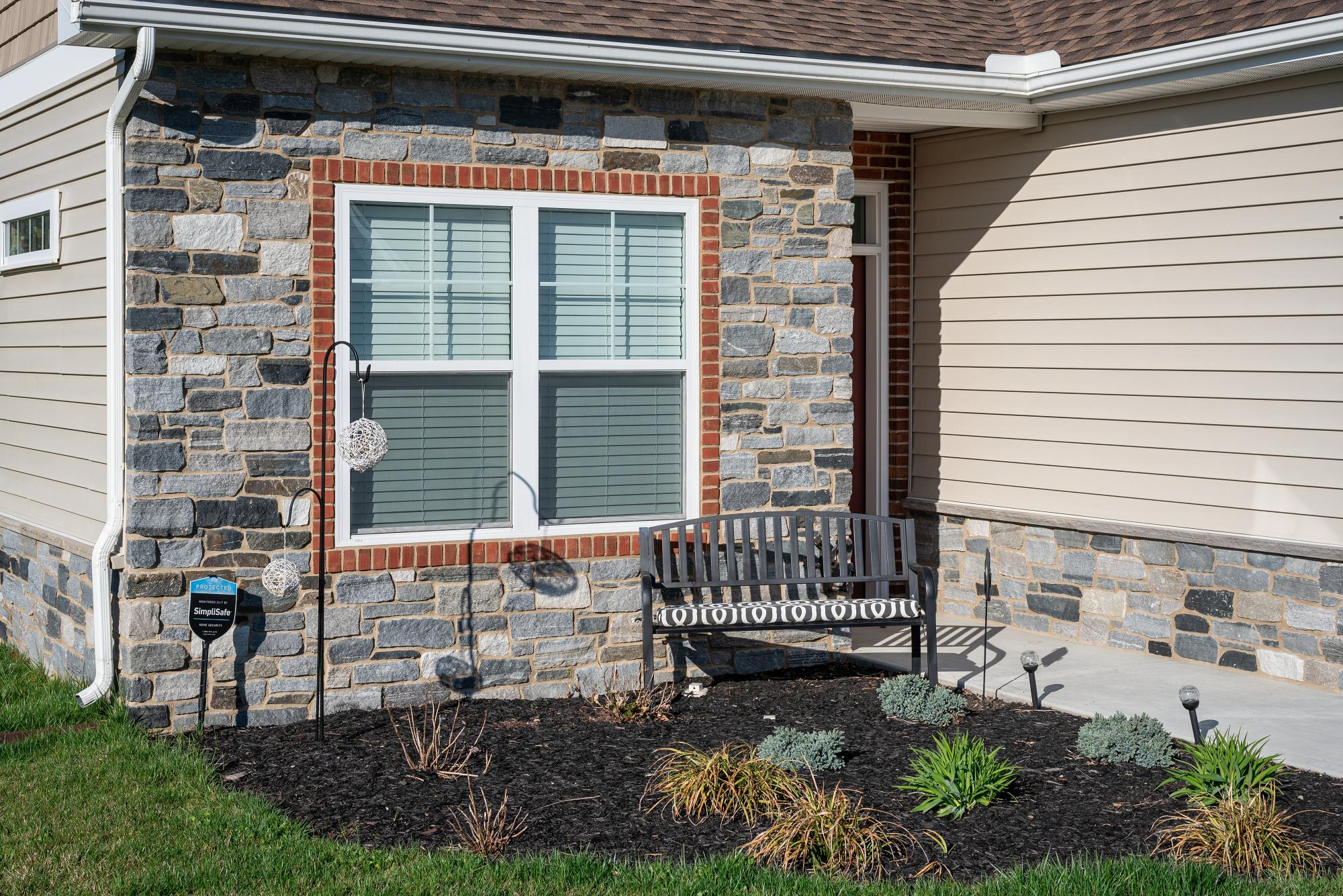 Rustic Ashlar Holston Valley wall panels by Old World Veneer, primary product image. Premium stone veneer for exterior and interior walls.