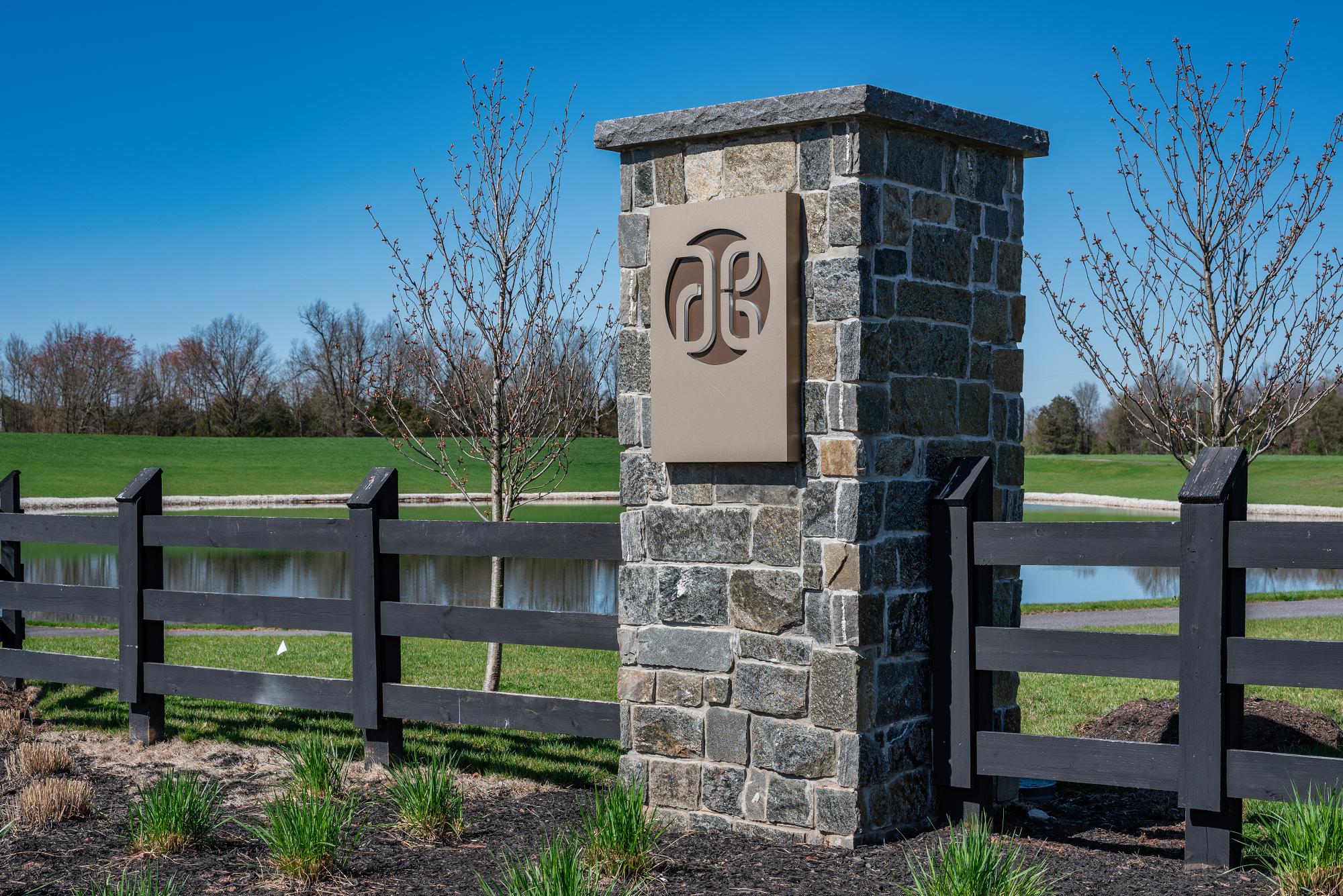Rustic Ashlar Winter Harbor wall panels by Old World Veneer, primary product image. Premium stone veneer for exterior and interior walls.
