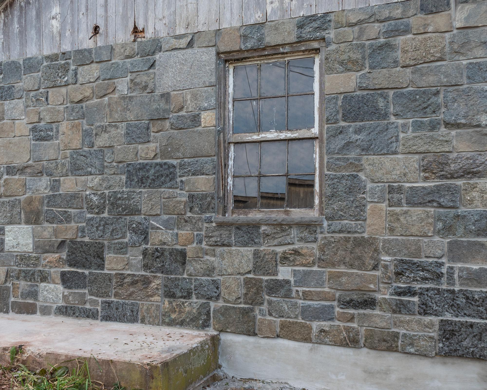 Rustic Ashlar Winter Harbor wall panels by Old World Veneer, primary product image. Premium stone veneer for exterior and interior walls.