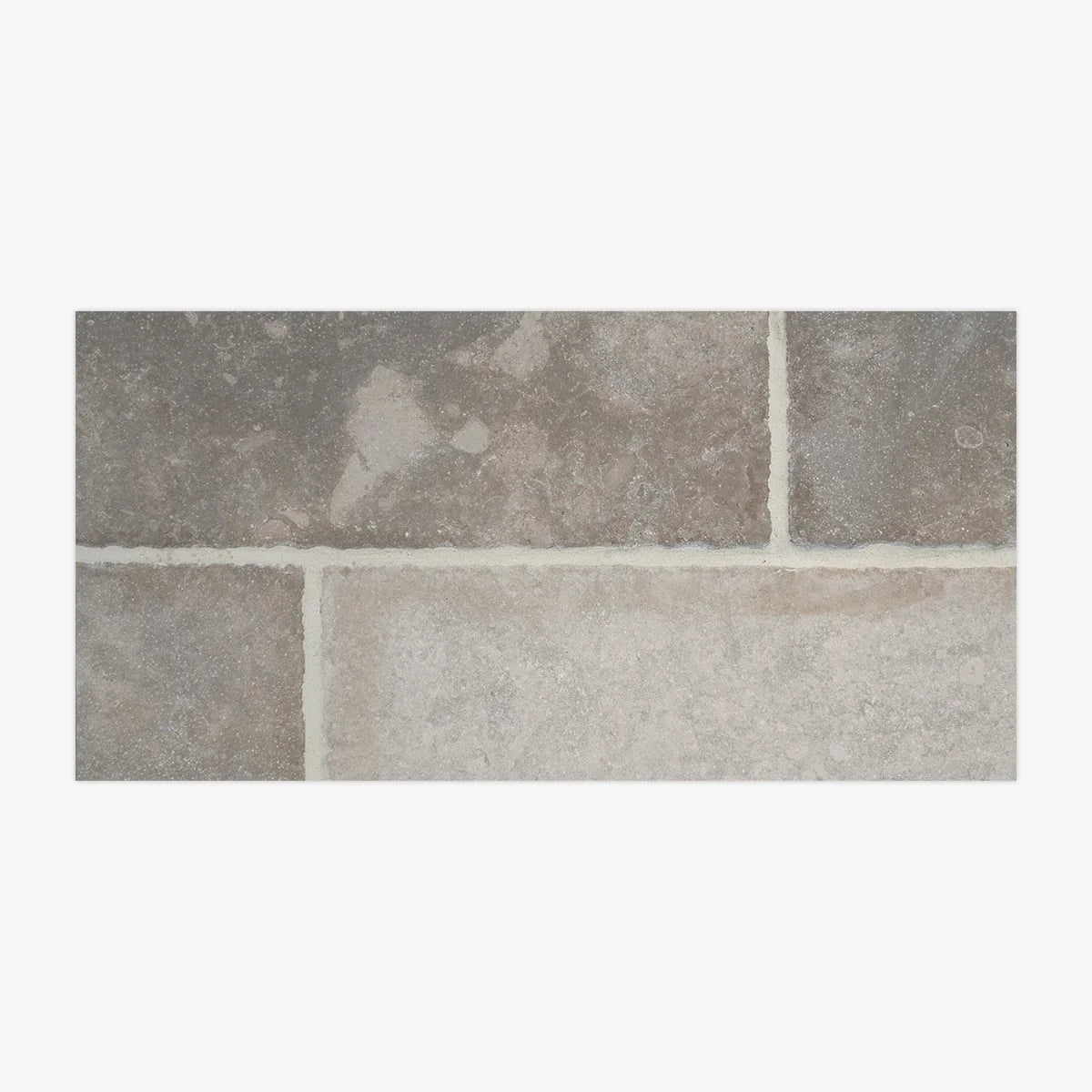 L'Heritage Reclaimed Limestones Gray field tile, primary product image. Premium limestone for floors and walls.