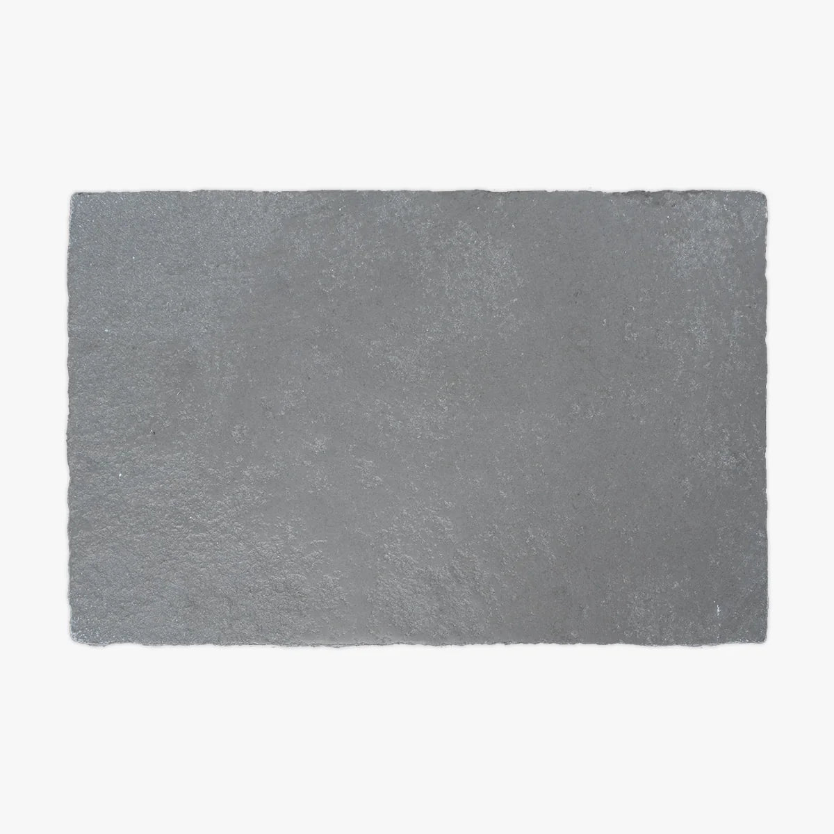 L'Heritage Reclaimed Limestones Gray field tile, top-down product view. Premium limestone for floors and walls.