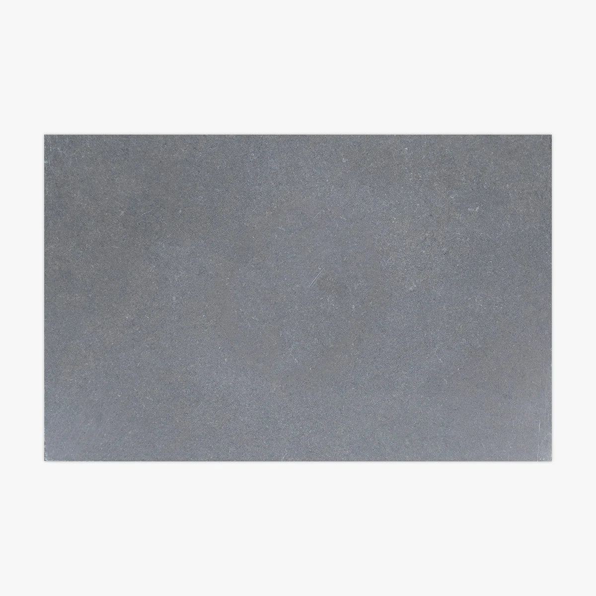 L'Heritage Reclaimed Limestones Gray field tile, top-down product view. Premium limestone for floors and walls.