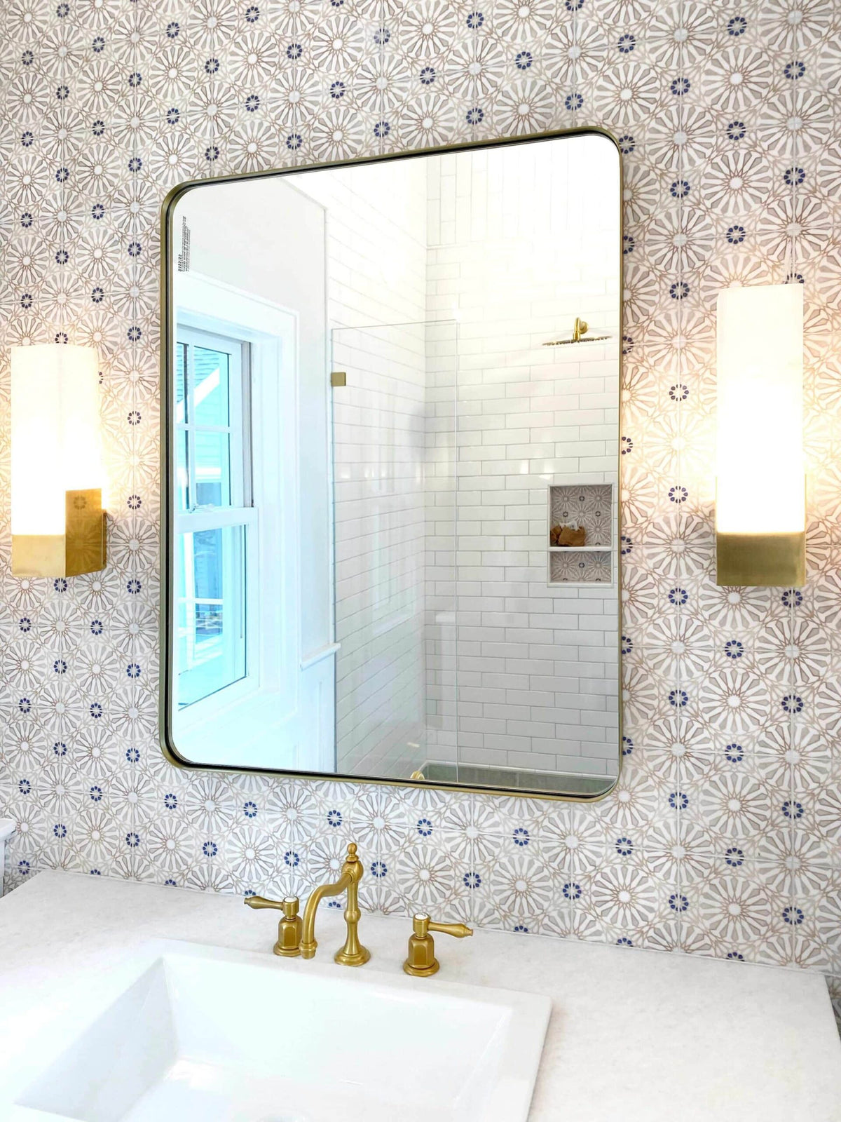 Mossalli Gold field tile, lifestyle installation view, 6"×6"×3/8" size. Premium dolomite for floors and walls.