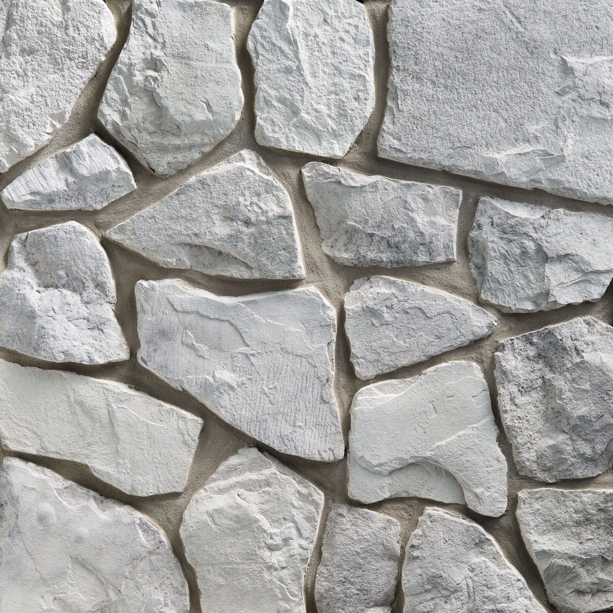 Fieldstone Silver Summit wall panels, primary product image. Premium stone veneer for exterior and interior walls.