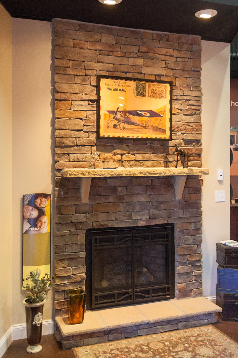 Ledgestone Chardonnay wall panels, primary product image. Premium stone veneer for exterior and interior walls.