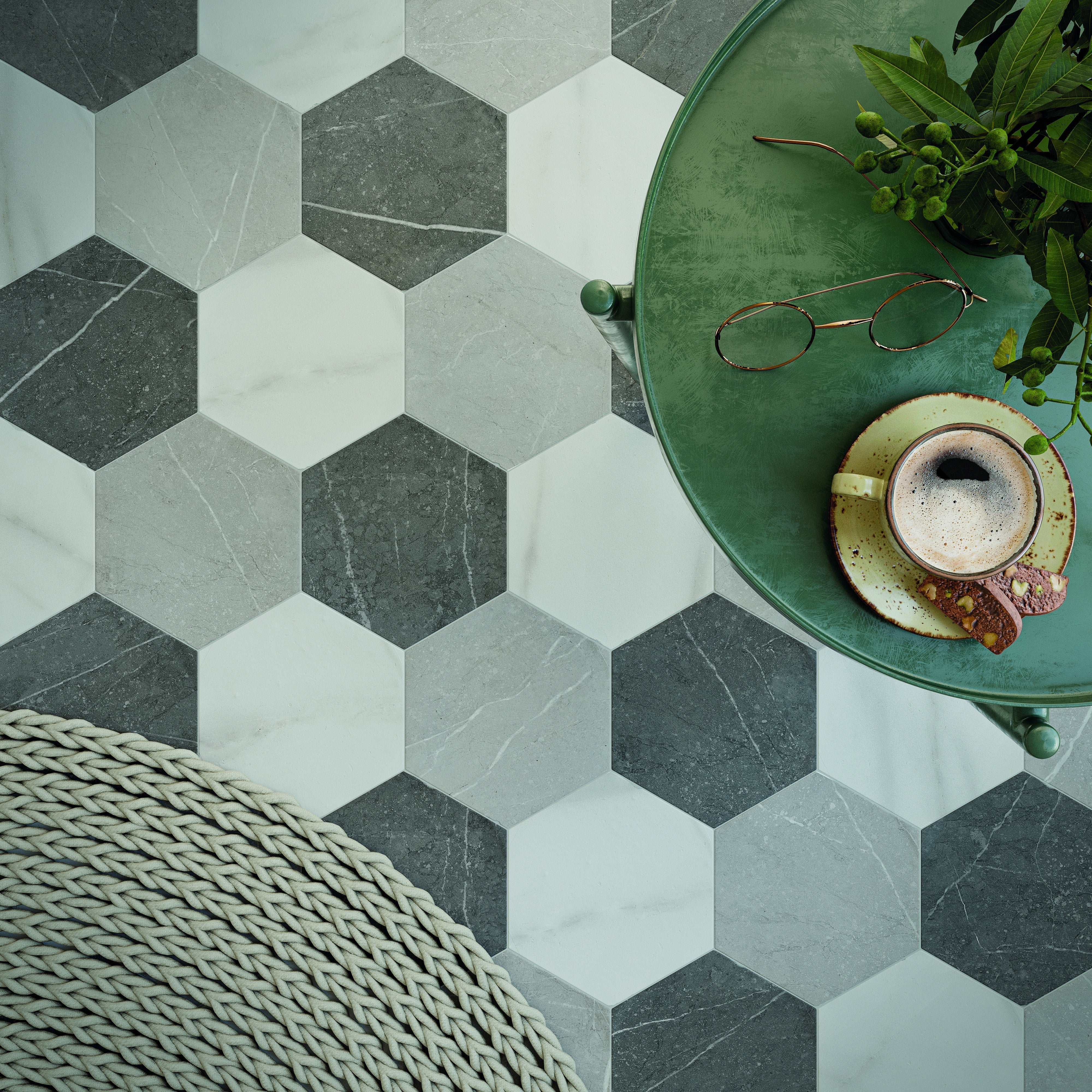 PIETRA: Grey Hexagon Field Tile (5.5"x6.3"x8.5-mm | matte)