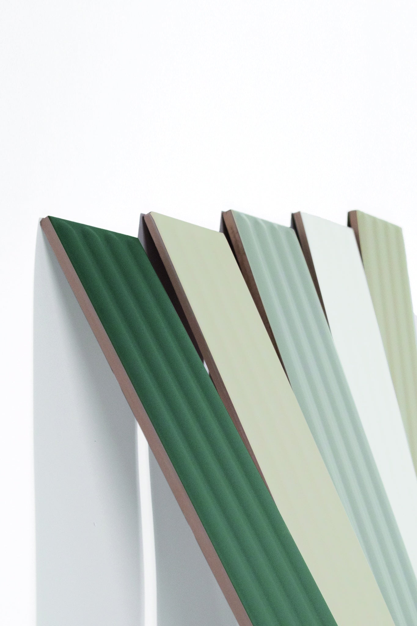 PLINTO: Green Rectangle Field Tile (4.2"x21.3"x10-mm | glossy)