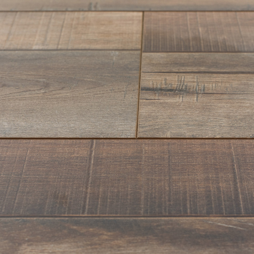 NAPA VALLEY: Country Maple Laminate (Hand Scraped | ½x7½x2'/4'/6')